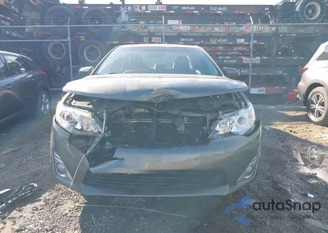 2012 Toyota Camry Xle z USA, uszkodzony, nr VIN 4T1BF1FK3CU588412